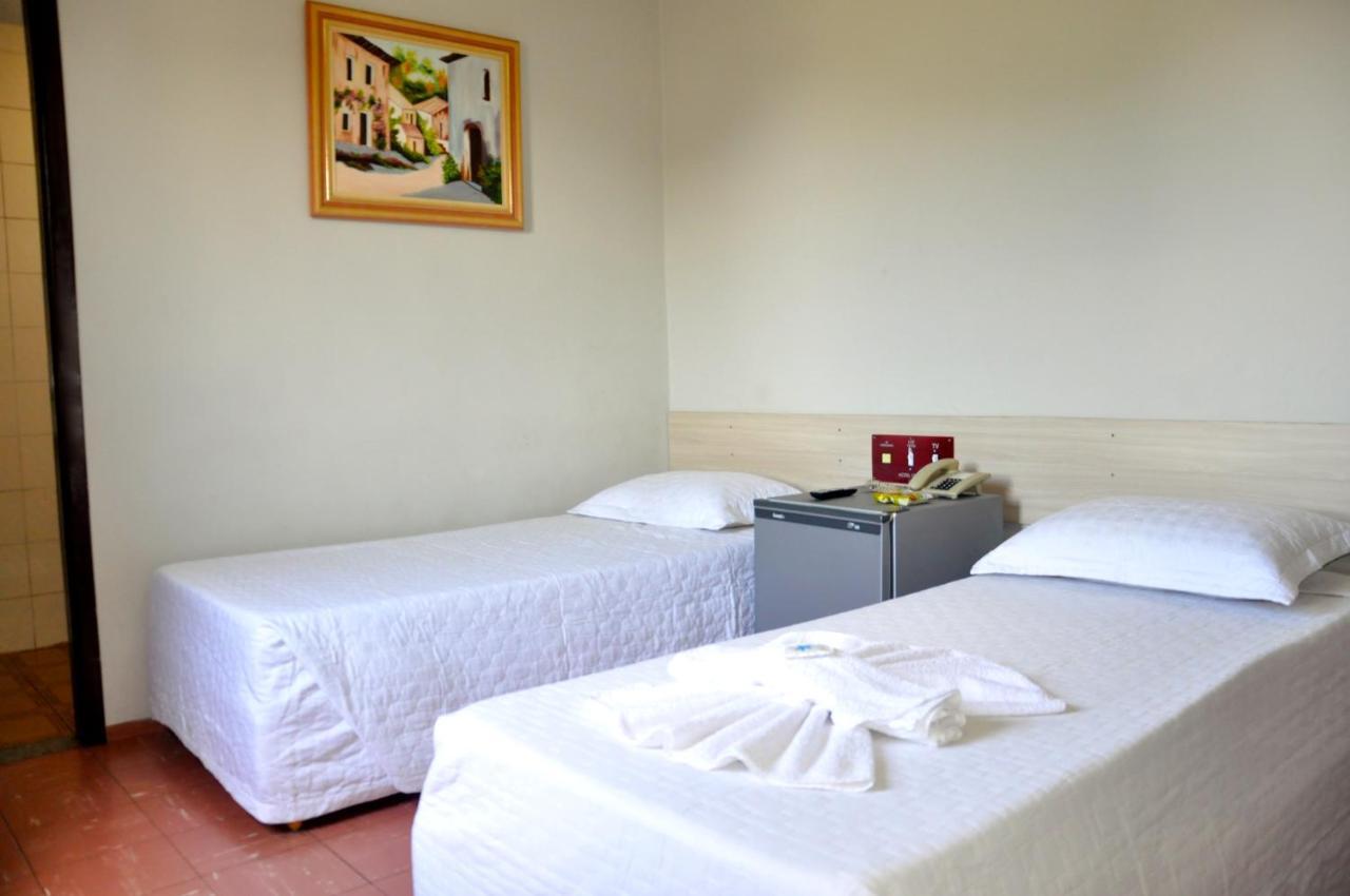 Hotel Cacula Londrina Eksteriør billede