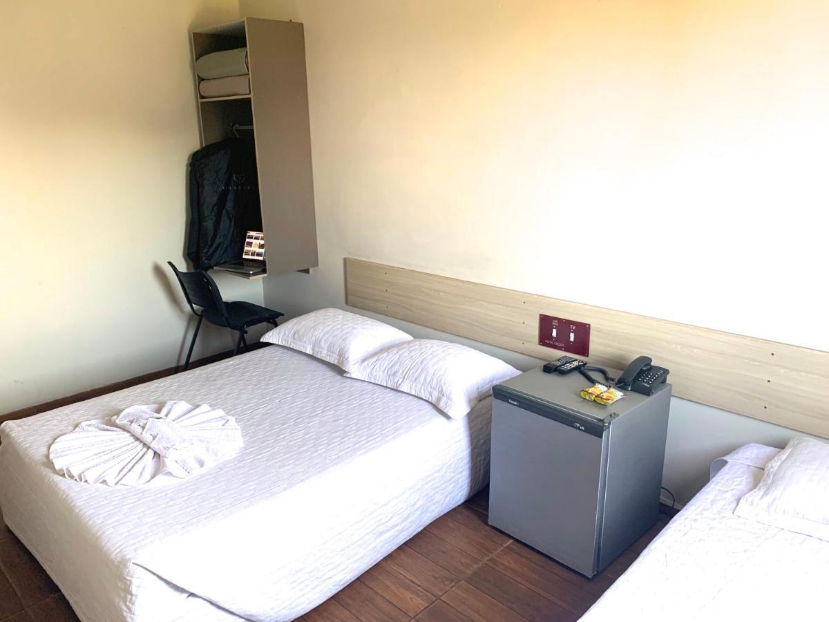 Hotel Cacula Londrina Eksteriør billede