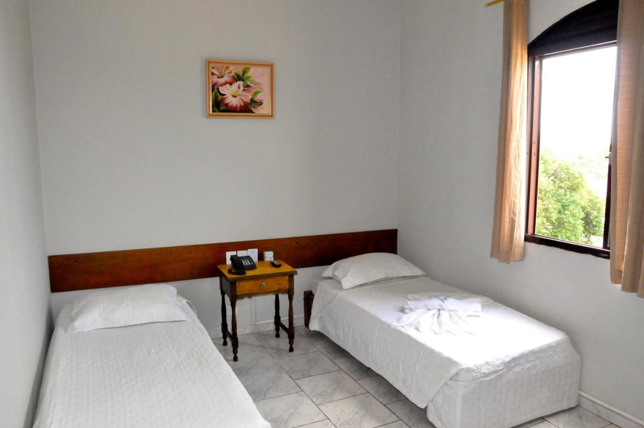 Hotel Cacula Londrina Eksteriør billede