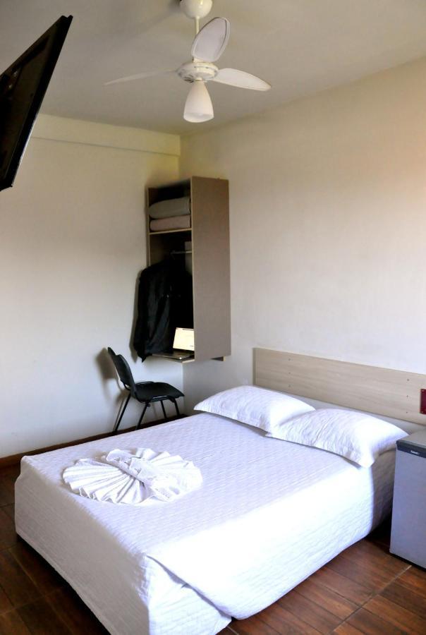 Hotel Cacula Londrina Eksteriør billede